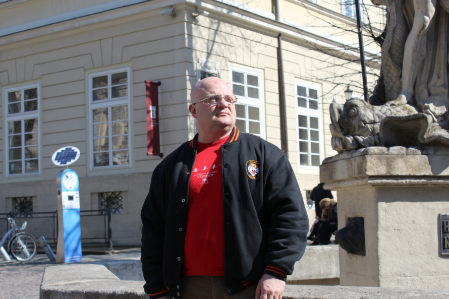 kyGyl9x4QP - Юра Лашкив